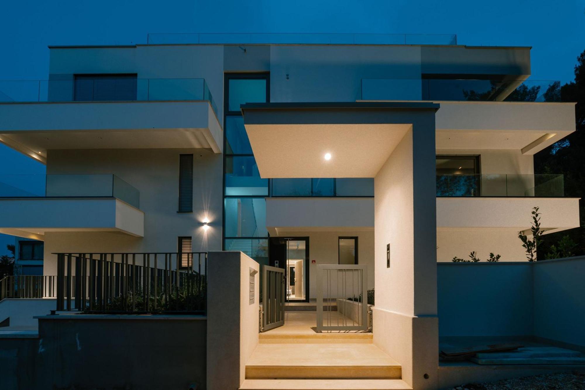 The Q Bliss - Your New 4-Star Hideaway With A Garage Rovinj Extérieur photo