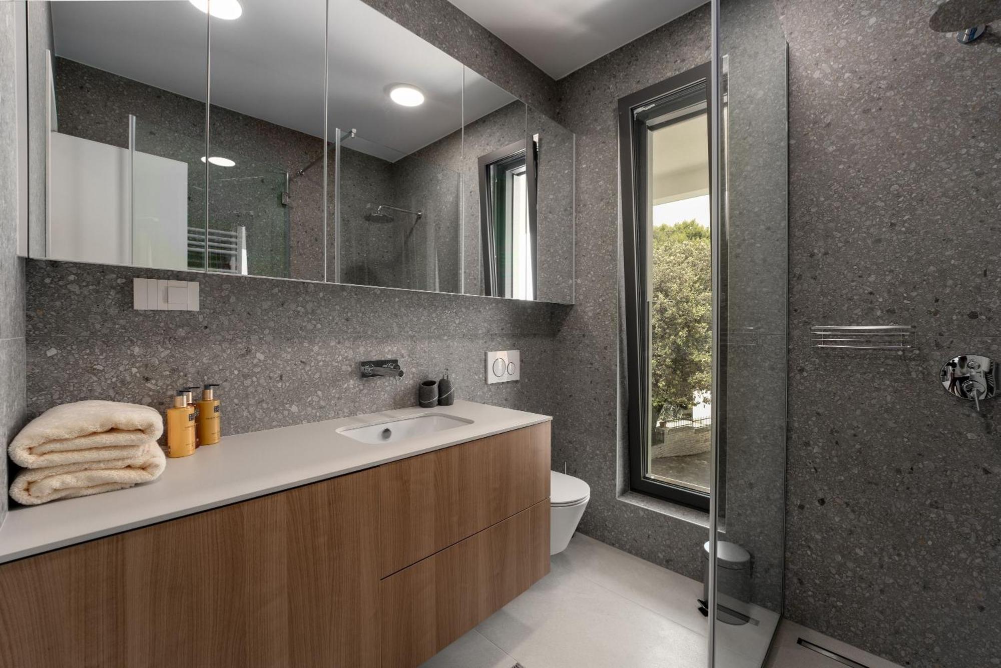 The Q Bliss - Your New 4-Star Hideaway With A Garage Rovinj Extérieur photo